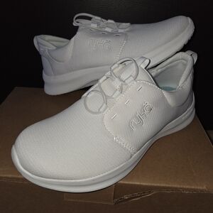 Ryka Womens Renew Slip-On Sneakers (sometimes called Revive) NWT Size 7 With Box